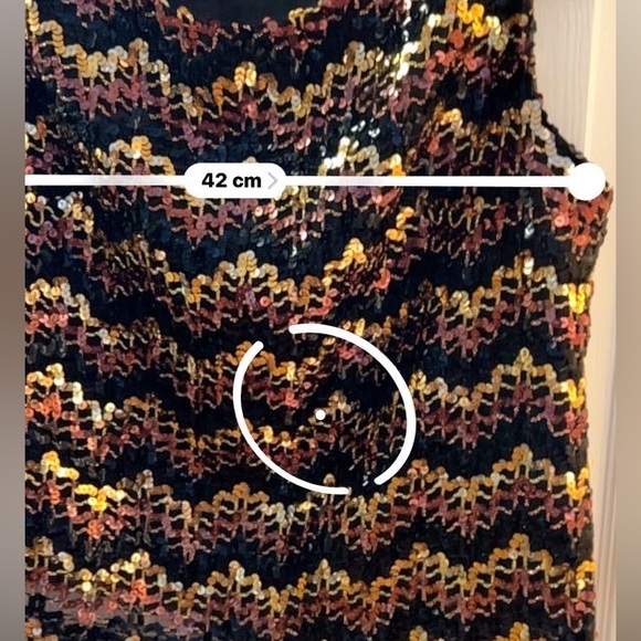 Sequin top size medium - Picture 4 of 5